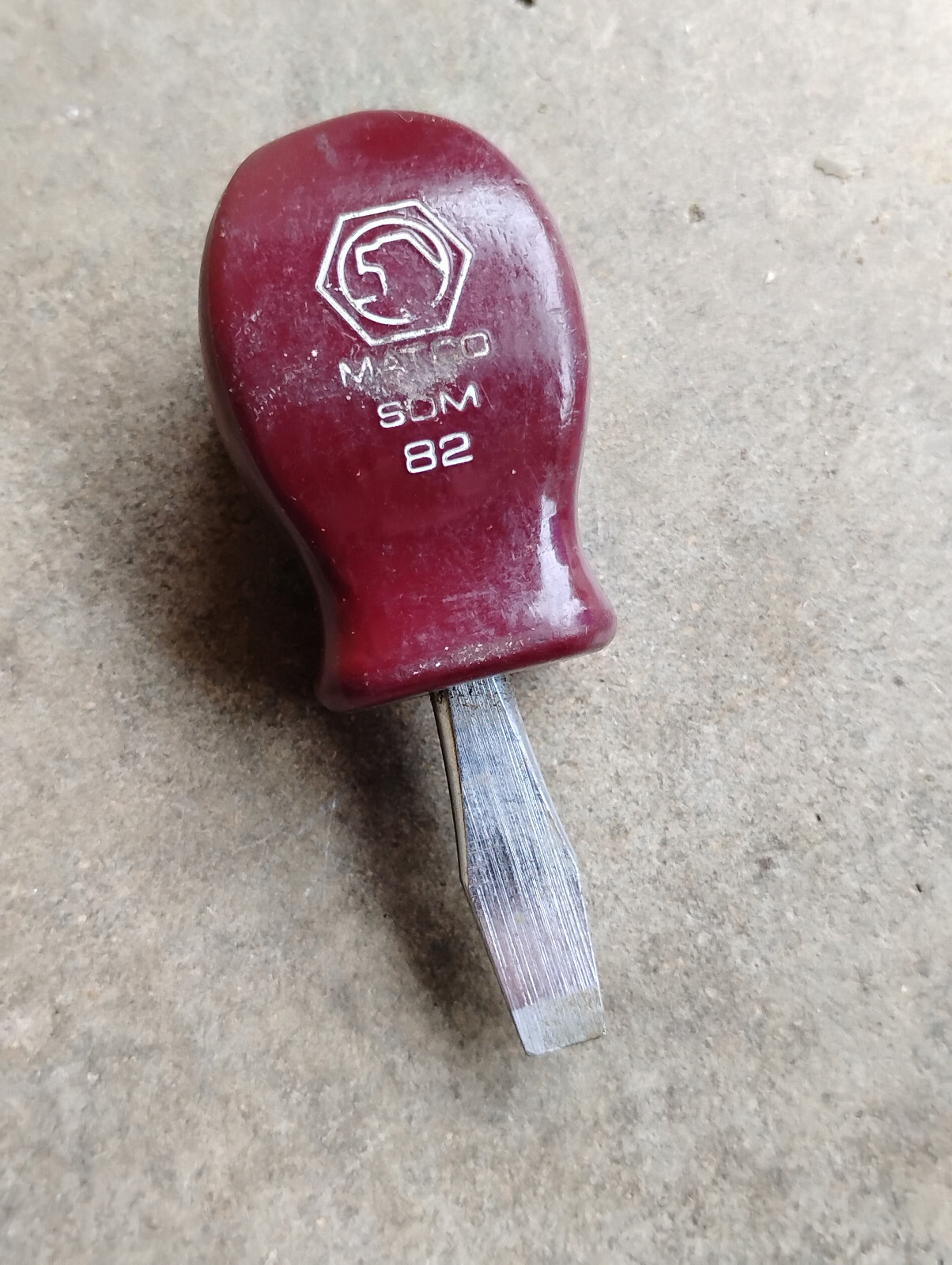 Matco Tools screwdriver stubby slotted SDM82 Maroon