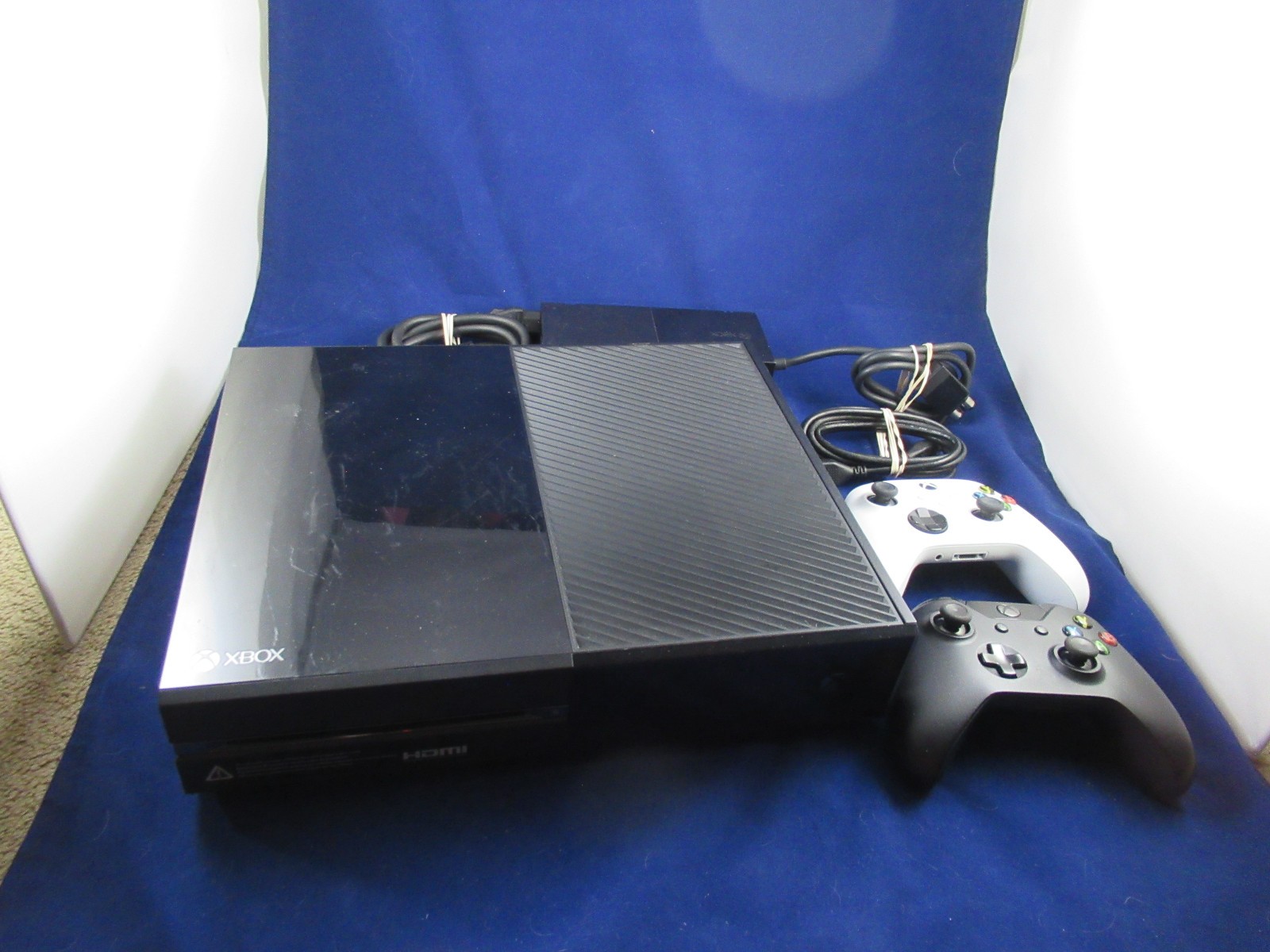 Microsoft Xbox One 500GB Black 1540 Console - Tested & Refurbed /w 2 Controllers
