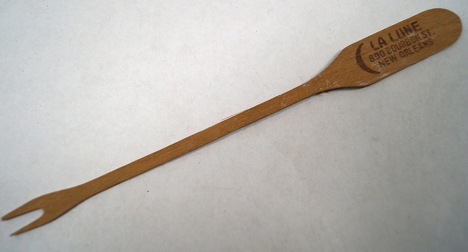 La Lune 800 Bourbon Street New Orleans Collectible Wooden Appetizer Fork E223