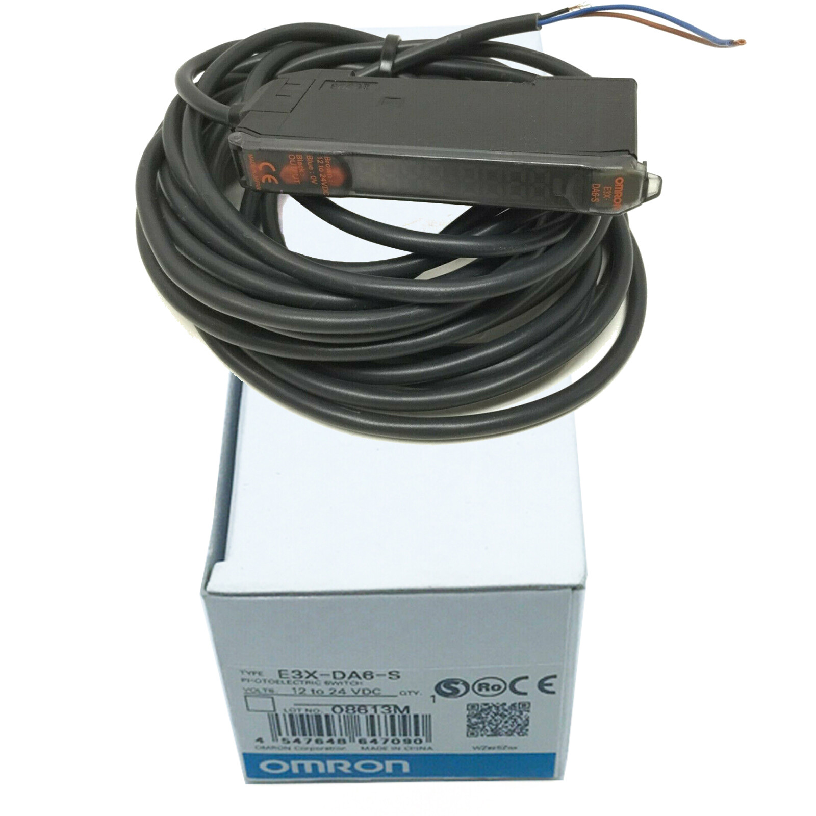 Brand New in Box Omron E3X-DA6-S Photoelectric Sensor One Year Warranty #
