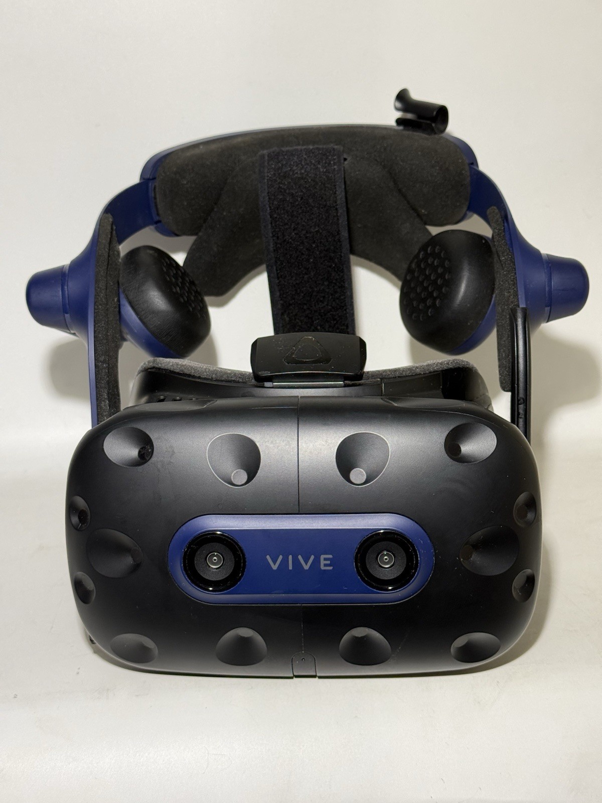 HTC Vive Pro 2 HMD Virtual Reality VR - Headset ONLY