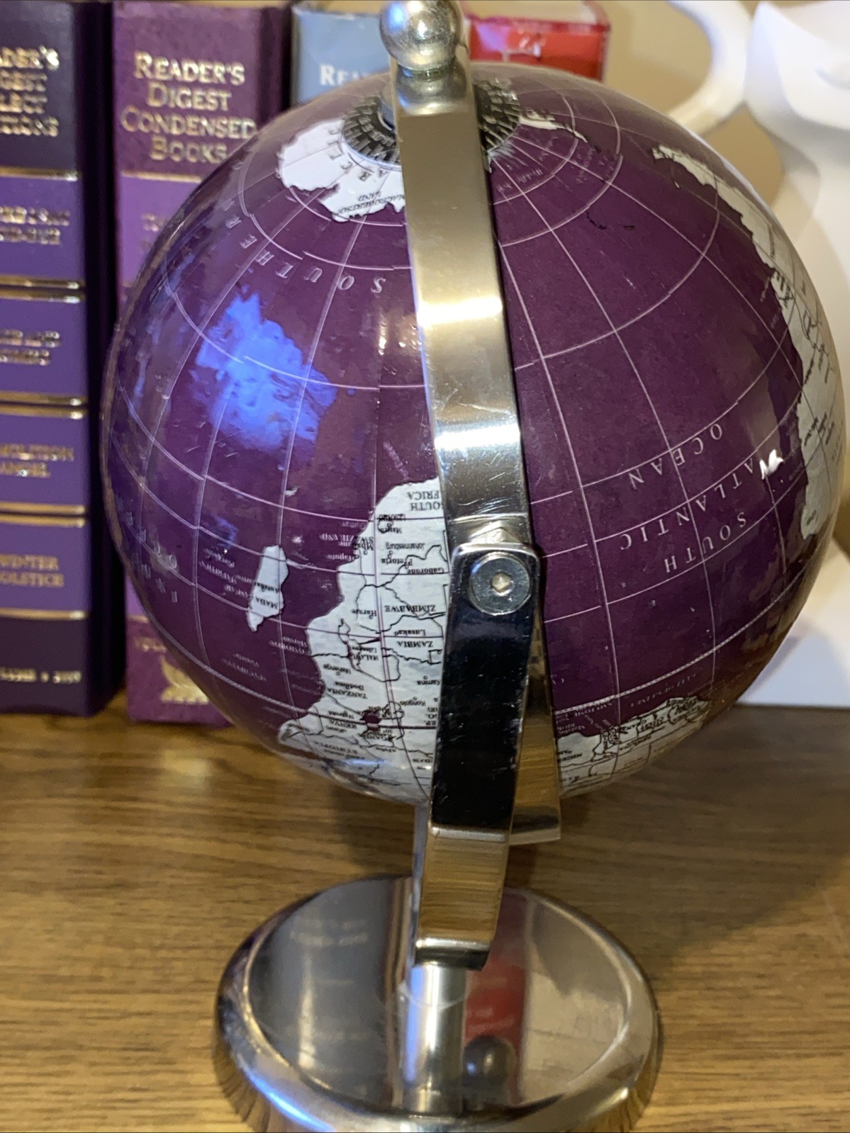 Desk Top Elegant Purple And Gray 8.5” Globe
