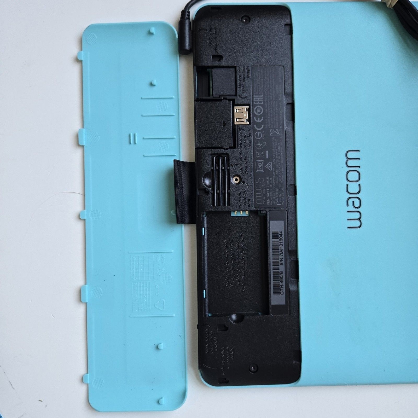 Wacom Intuos Draw CTL490 Digital Drawing Graphics Tablet UNTESTED has USB Cable