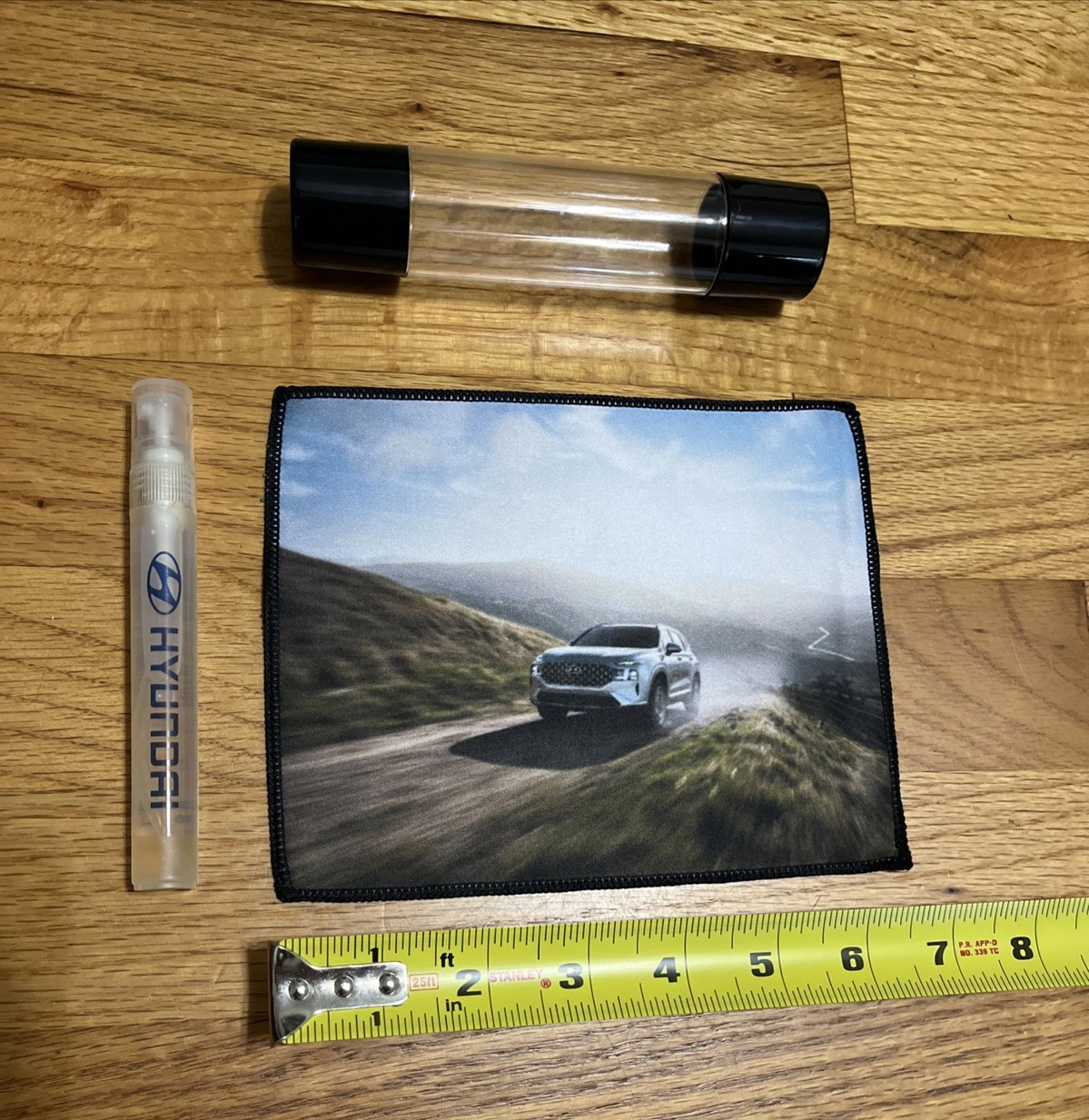 Hyundai Screen Cleaner and Small Towel