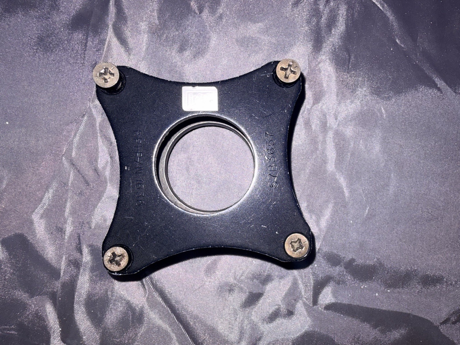 CRU 60 Mount