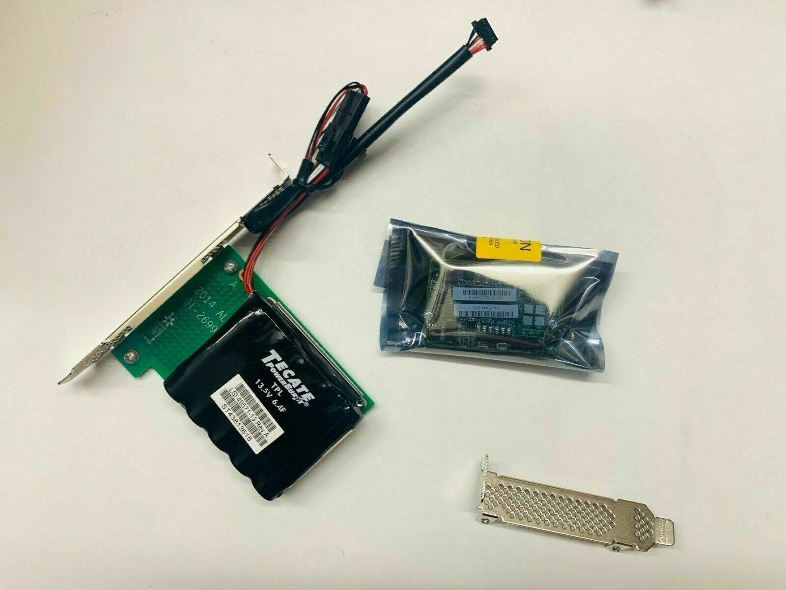 New Genuine LSI LSICVM02 LSI00418 CacheVault Kit 9361-8i 1GB +Bracket