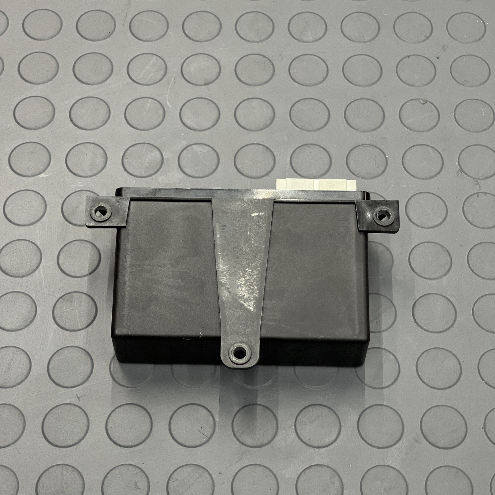 2010-2015 JAGUAR XF PARKING BRAKE COMPUTER CONTROL MODULE OEM