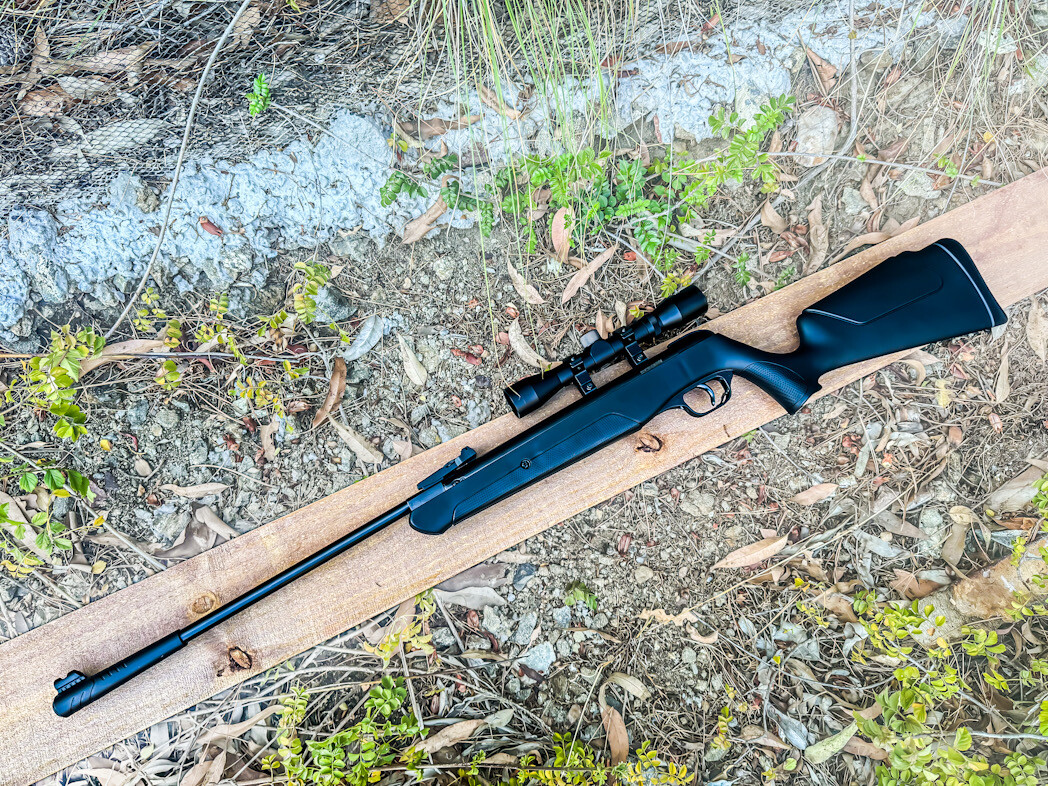Air Rifle 4.5 / 5.5mm Caliber Hunting Pellet Gun .177 / .22 Safety 500/600 FPS