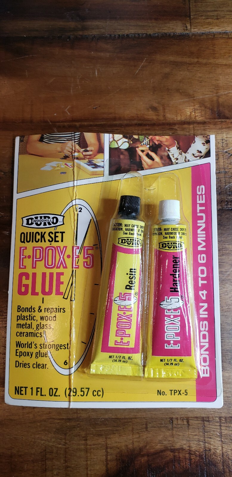 New Vintage 1975 Duro E-Pox-E 5 minute glue.