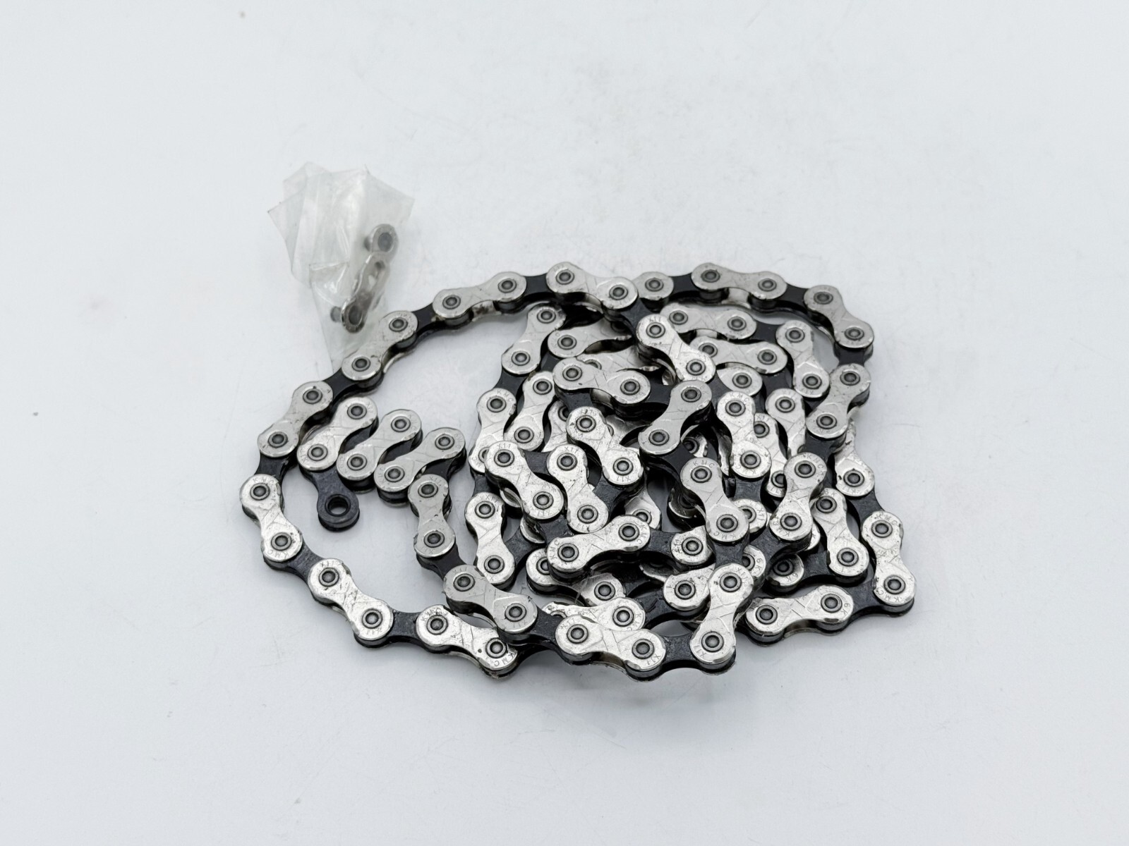 11 Speed 1/2 x 11/128 Inch 118 Links Bike Chain