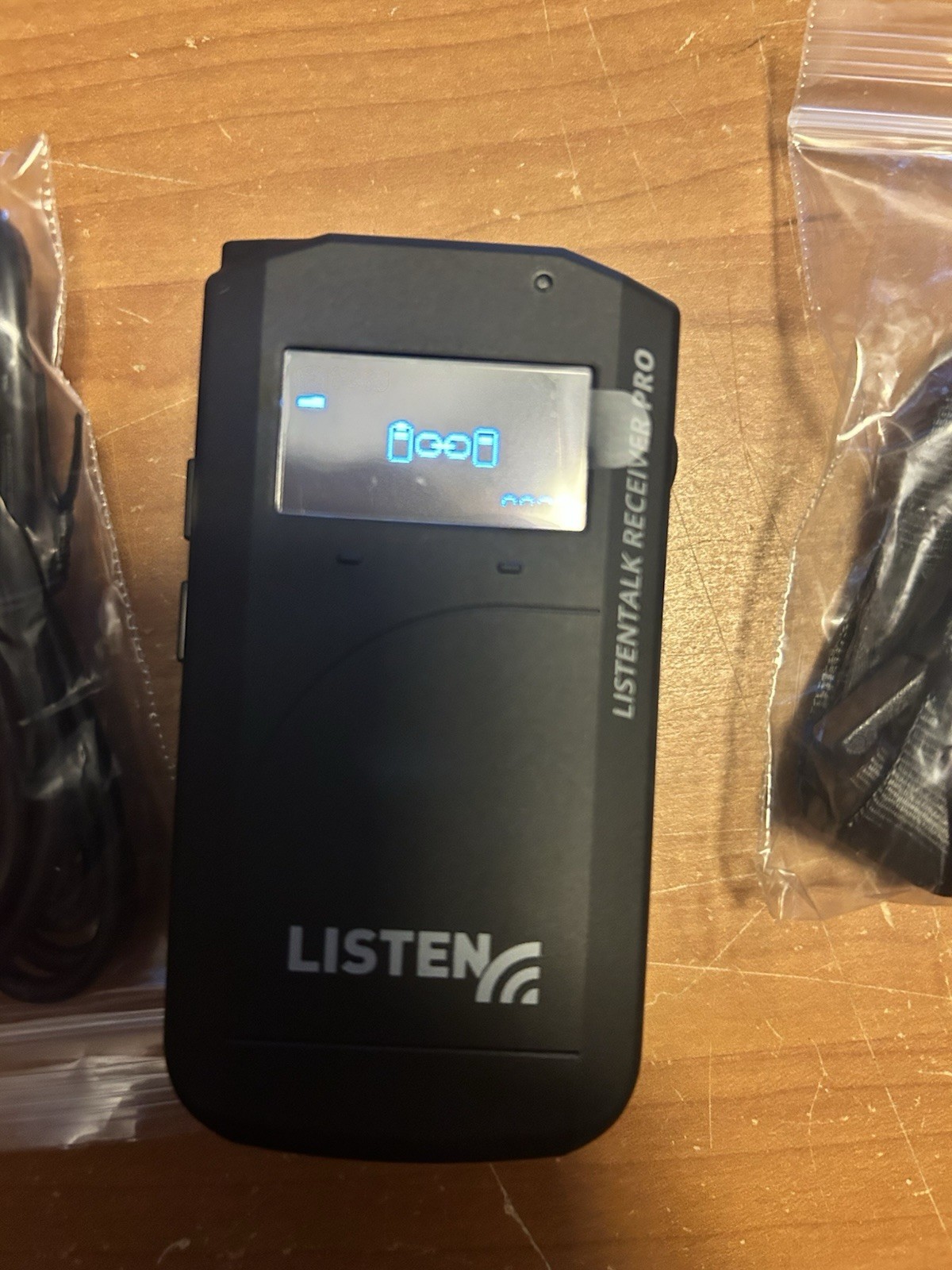 Listen Technologies LA-481 ListenTALK Docking Case 16LKR-11 LISTENTALK RECEIVER
