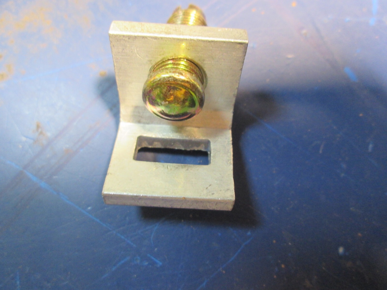 Milbank 100 Amp Meter Socket Lug Clamp