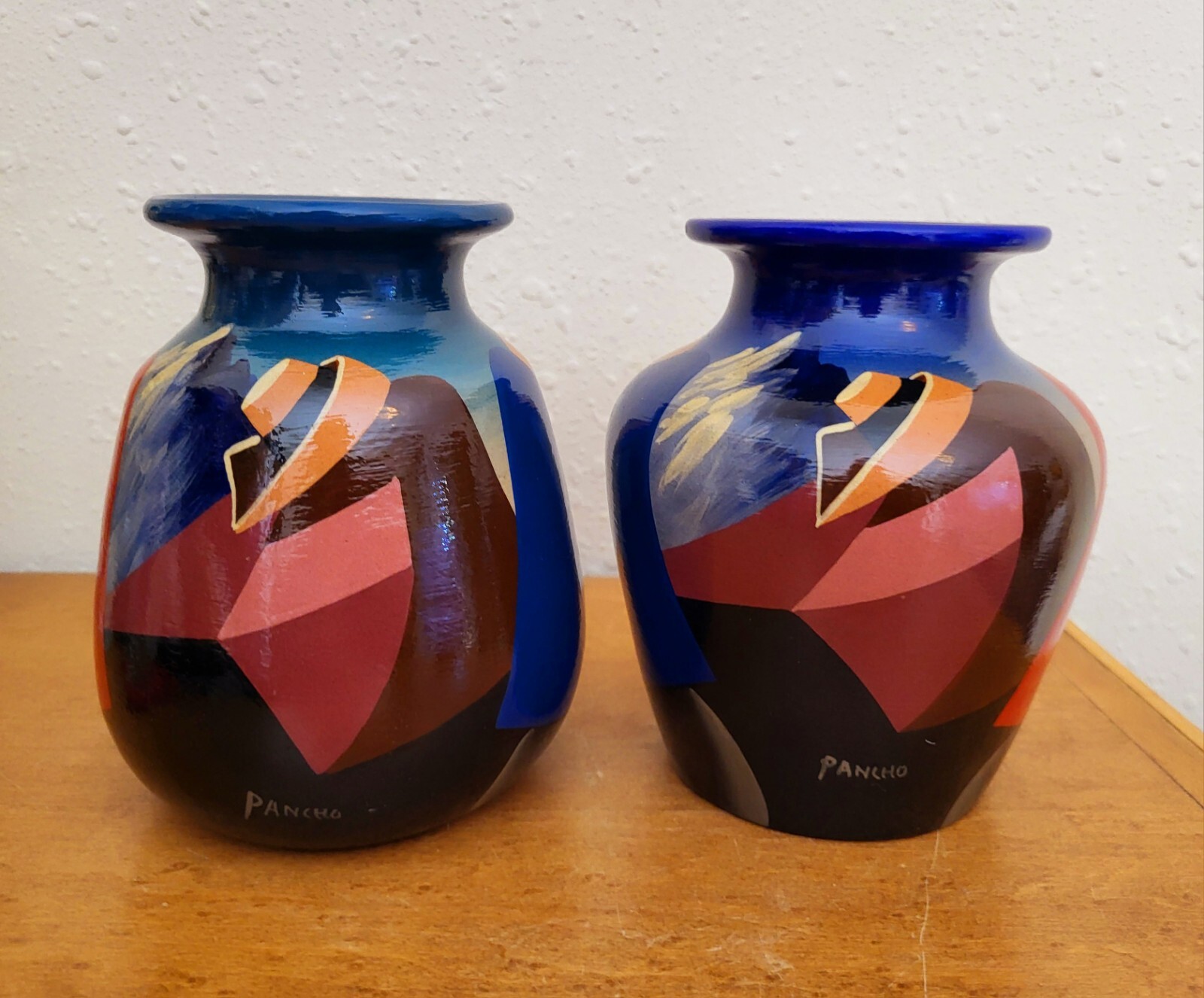 Pair of Collectible Peruvian Vase Handpainted Artist Signed Pancho Vases Jars 6"