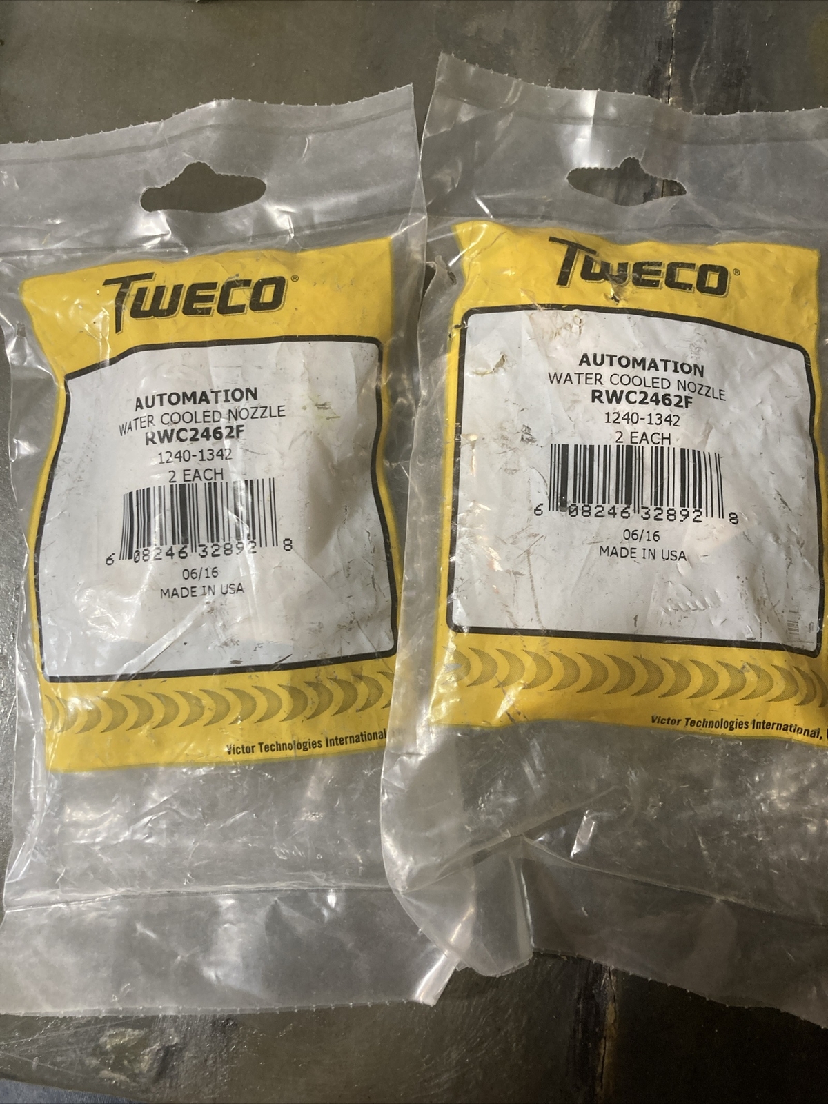 2-(2-Pk) Tweco Water Cooled Nozzle 1240-1342 RWC2462F