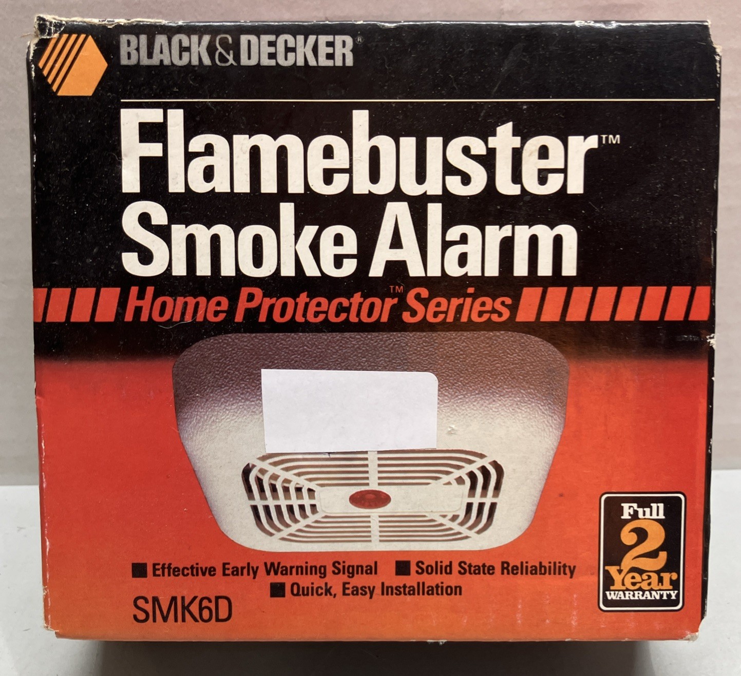Vintage Black & Decker Professional Flamebuster SMOKE ALARM SMK6D