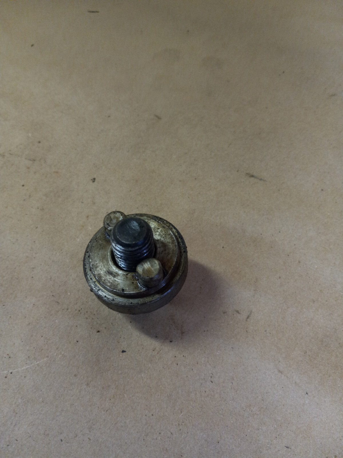 John Deere M Axle lock and bolt AM1528T
