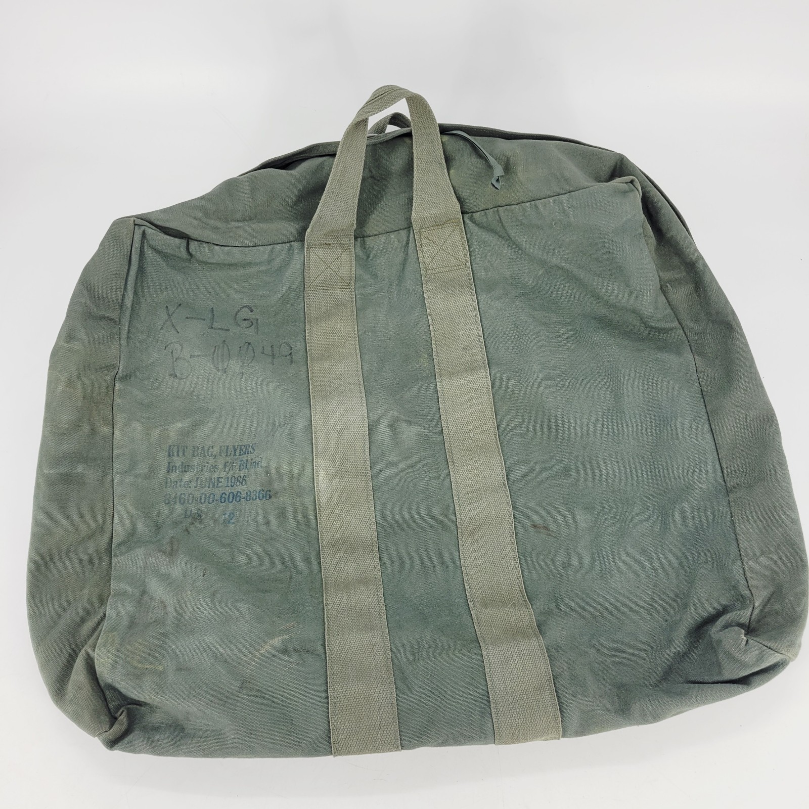 Vintage USAF Canvas Flyer's Kit Bag Sage Green June 1986 8460-00-606-8366
