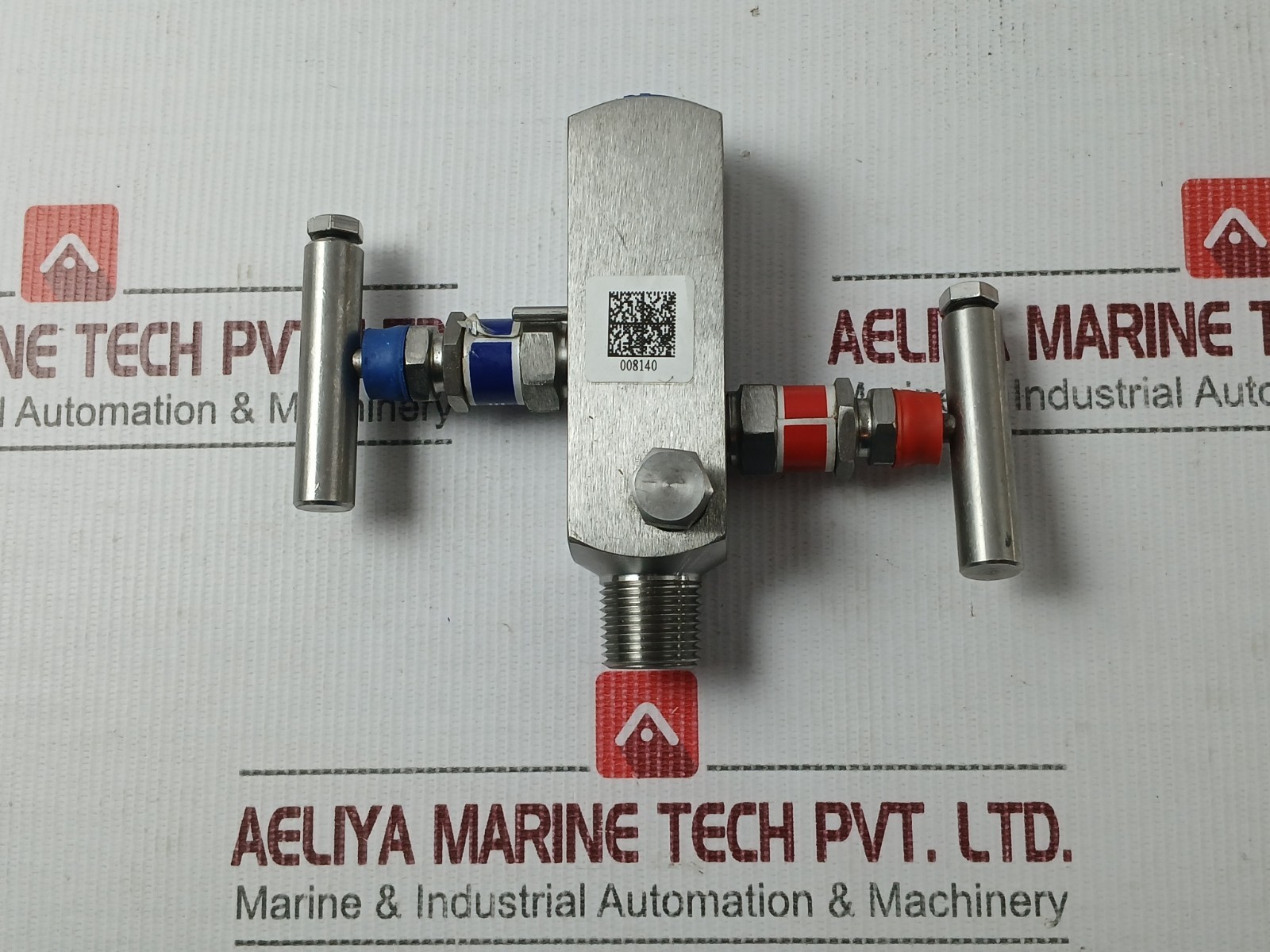 MICRO MPGV32A/R-1-CB-P Two Way Manifold Needle Valve 316L SS 6000PSI