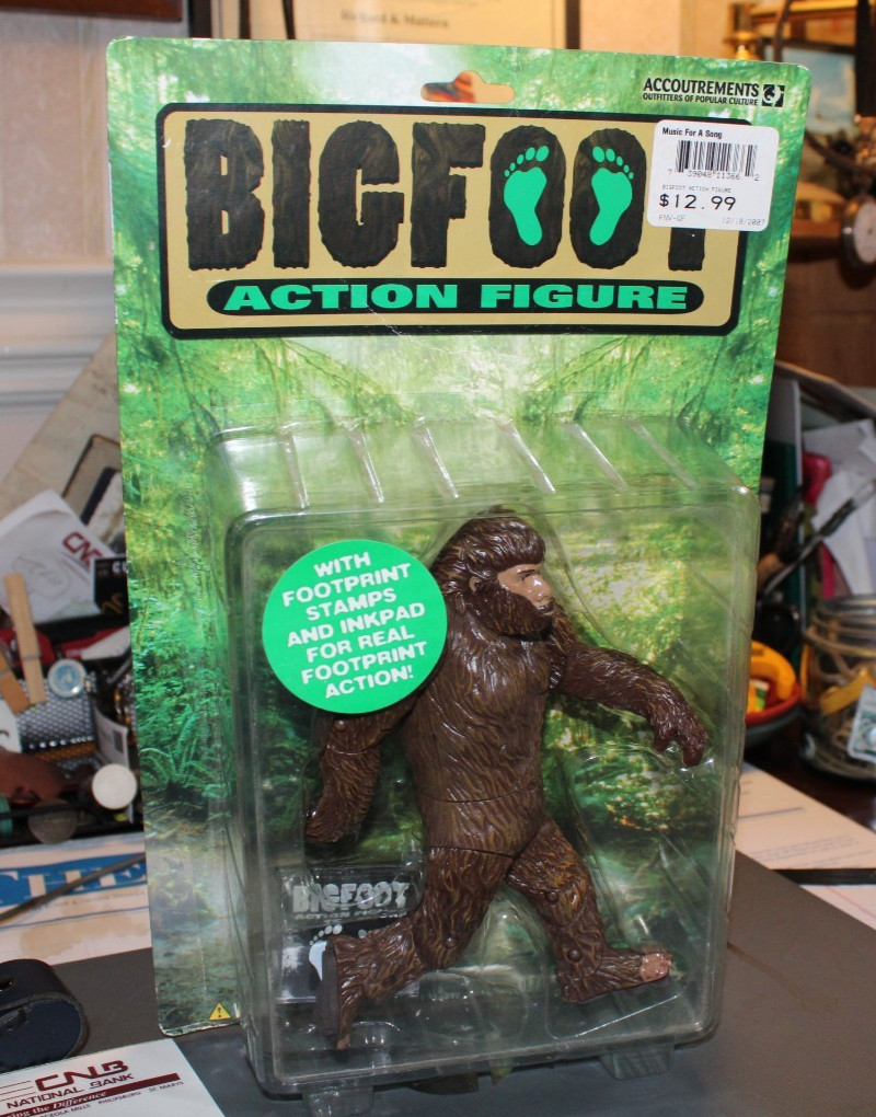 Bigfoot Action Figure Sasquatch Yeti Cryptid Toy Accoutrements 2004 Sealed