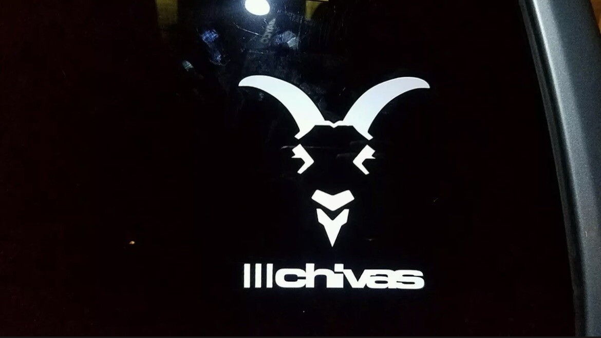 CHIVAS DE GUADALAJARA BLANCO CUT DECAL STICKER   4.5"X 5"