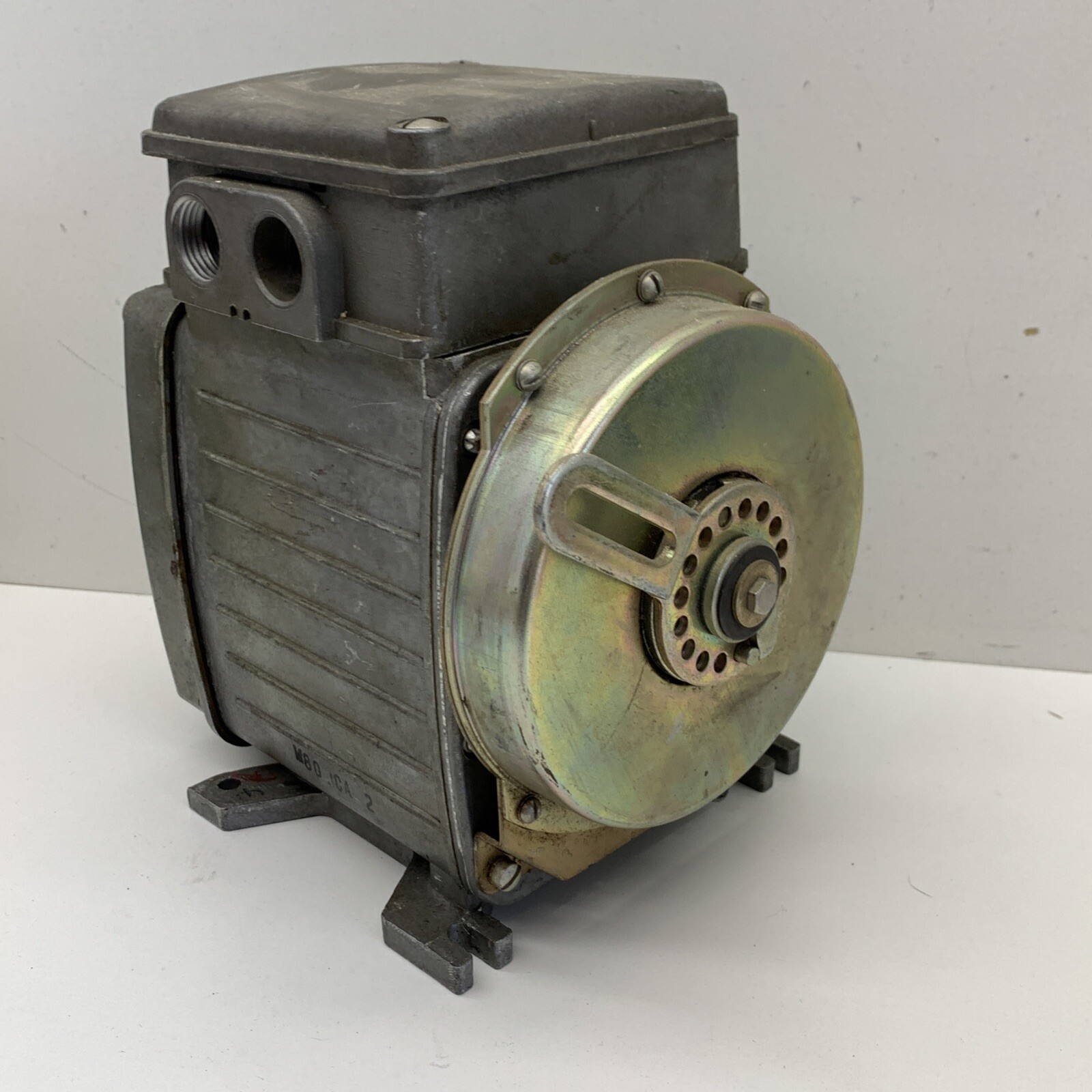 Penn Johnson Controls M80JCA-2 Motor Actuator 24VAC 50/60HZ