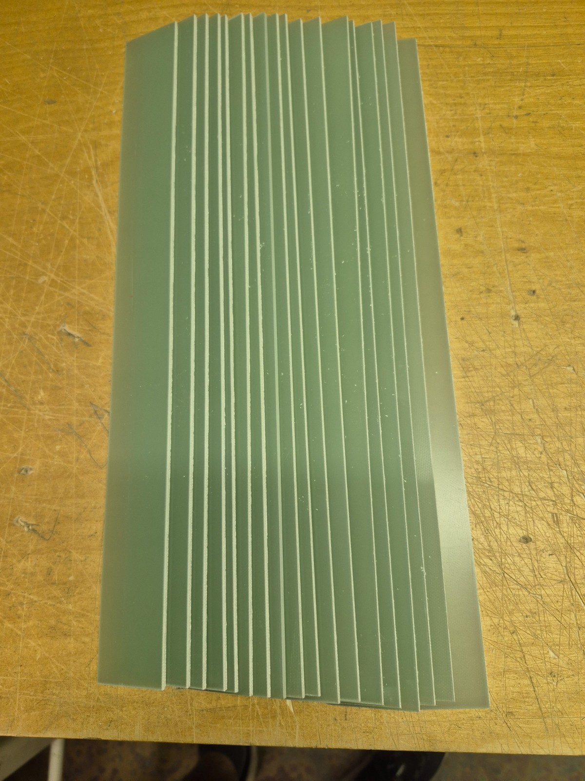 18 pcs  G10 FR-4 Phenolic Glass Epoxy Laminate  (3/32)  .090 x 1 3/8 x 13 1/2