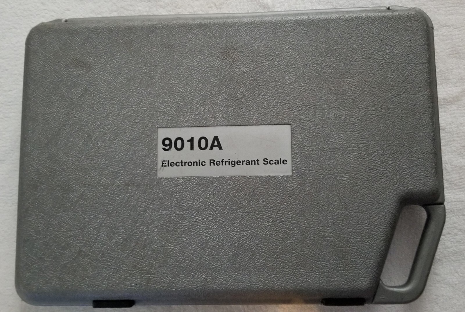 TIF 9010a Instruments Slimline Refrigerant Electronic Scale 9010A Robinaire