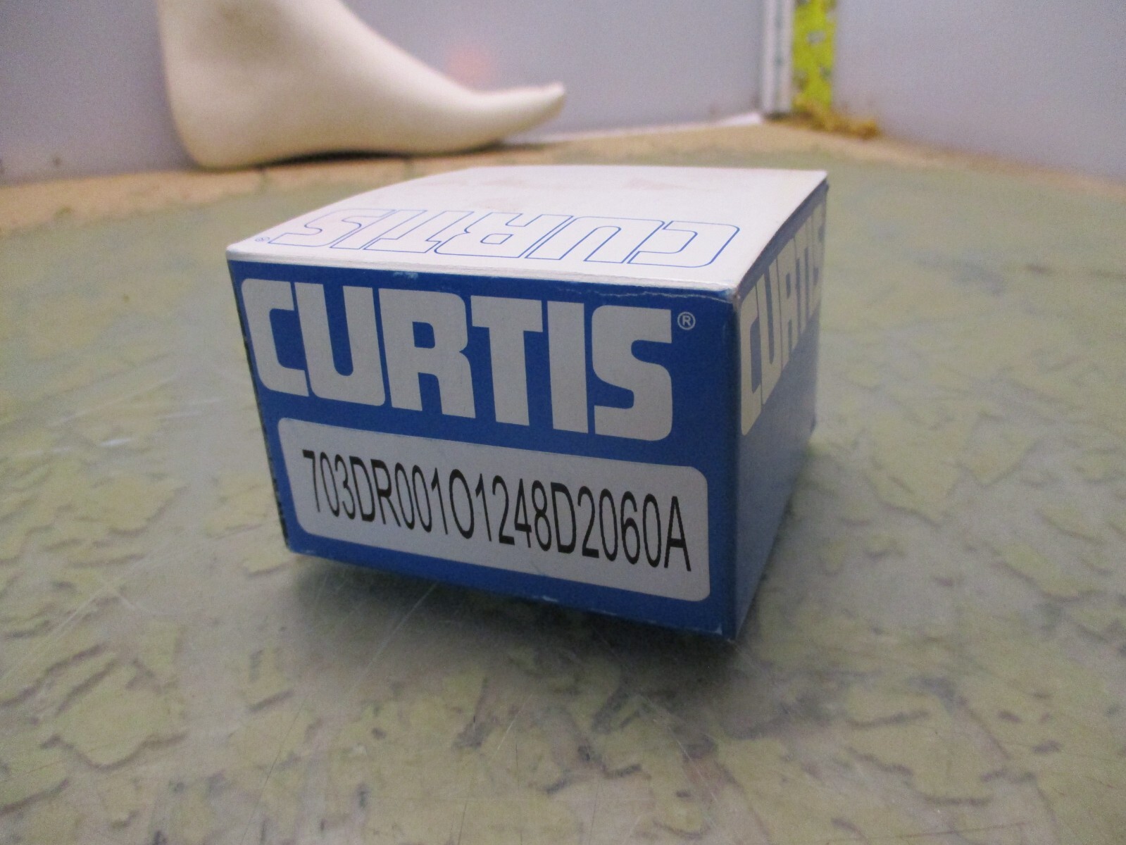 Curtis 703DR00101248D2060A LCD 6 Panel Mount Character Counter [3A-11.5]