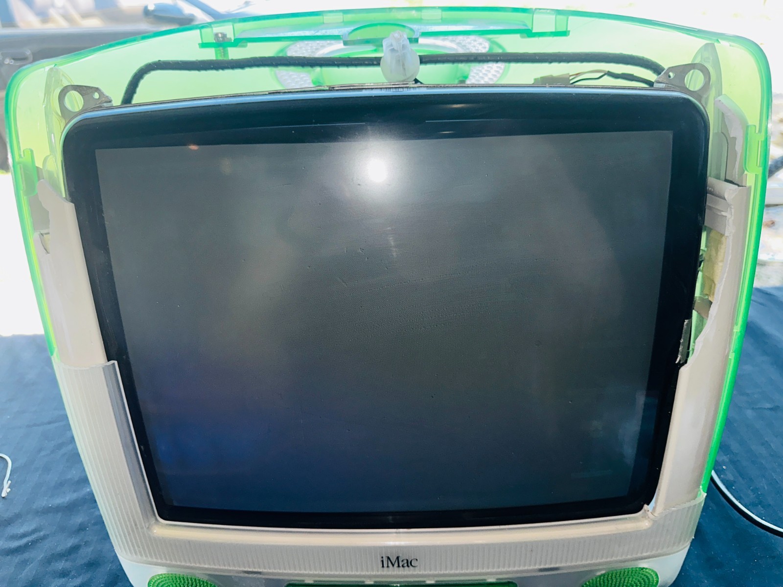 Vintage 1999 Apple iMac G3 Computer - Lime - Broken Plastic - Tested Works