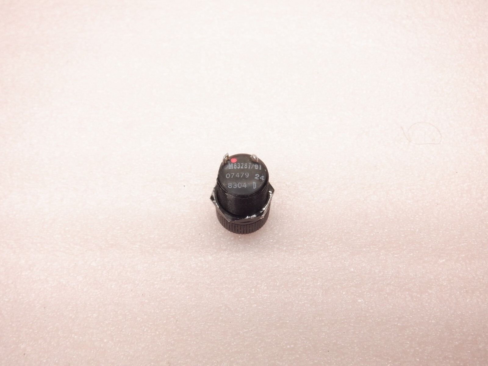 L3 MANUAL RESET FLAG INDICATOR M83287/01-24