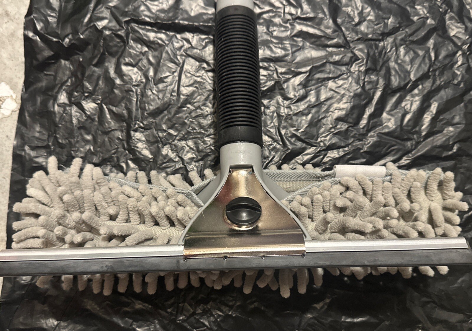 Frontgate REPLACEMENT DUSTER, SQUEEGEE, LIGHT BULB KIT **BUNDLE**
