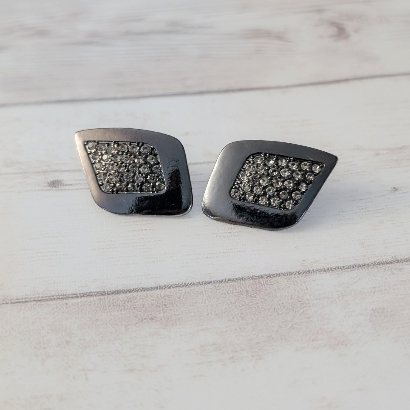 Vintage Stud Earrings Dark Grey with Gems Retro Statement