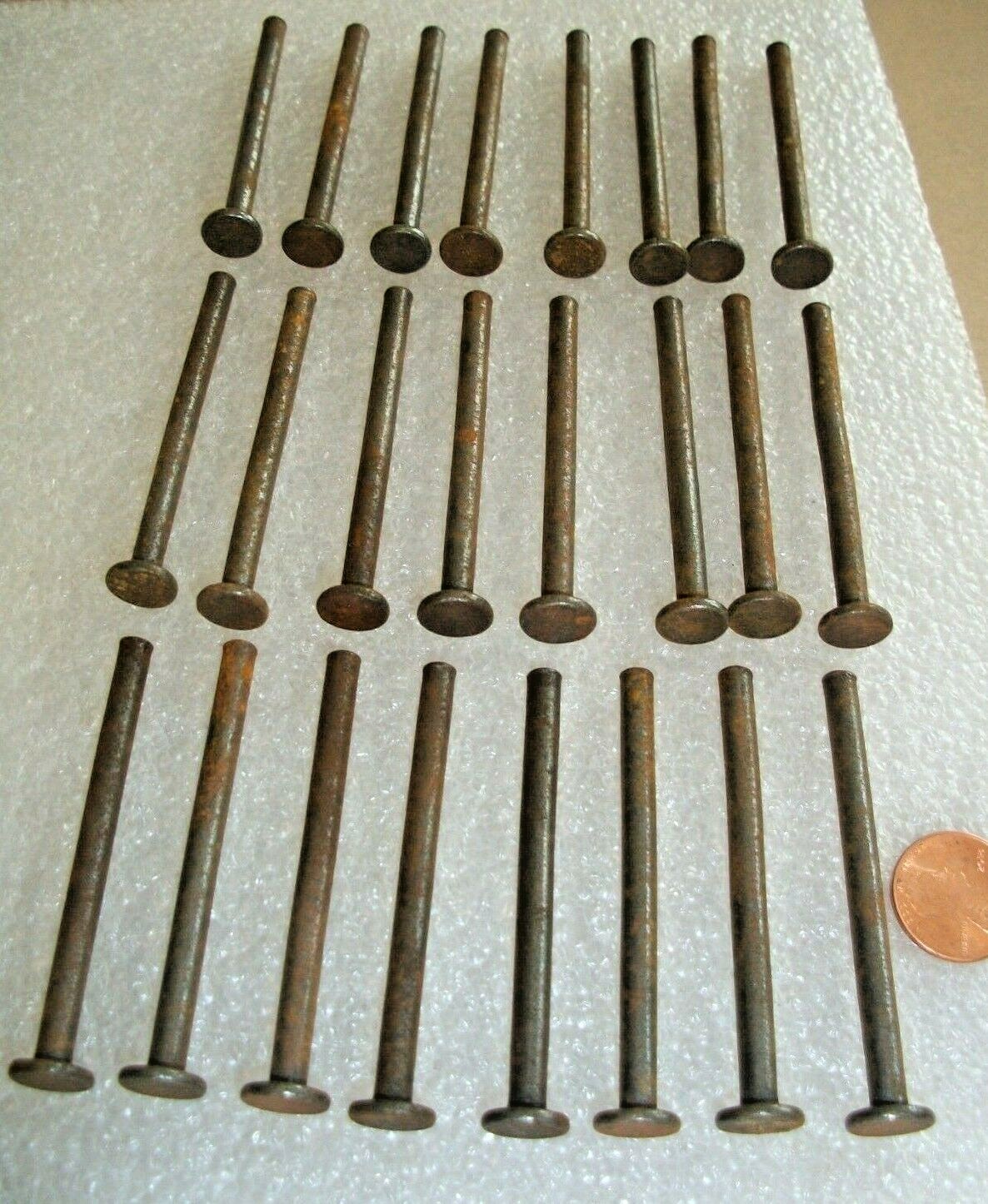 24 ANTIQUE FLAT HEAD SOLID STEEL RIVETS 2 1/2" X 13/64" BLACKSMITHING PART TOOLS