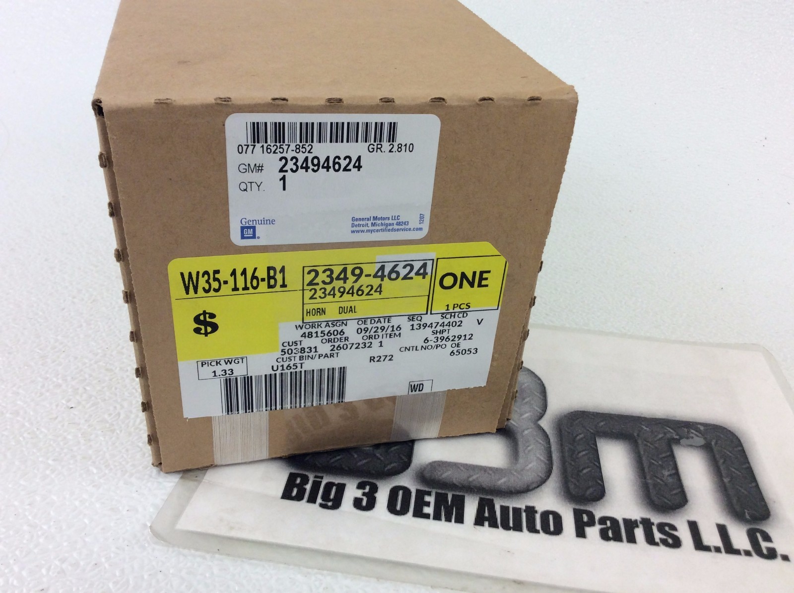 2014 - 2017 Chevrolet Silverado Tahoe GMC Sierra Yukon Dual Horn OEM 84566359