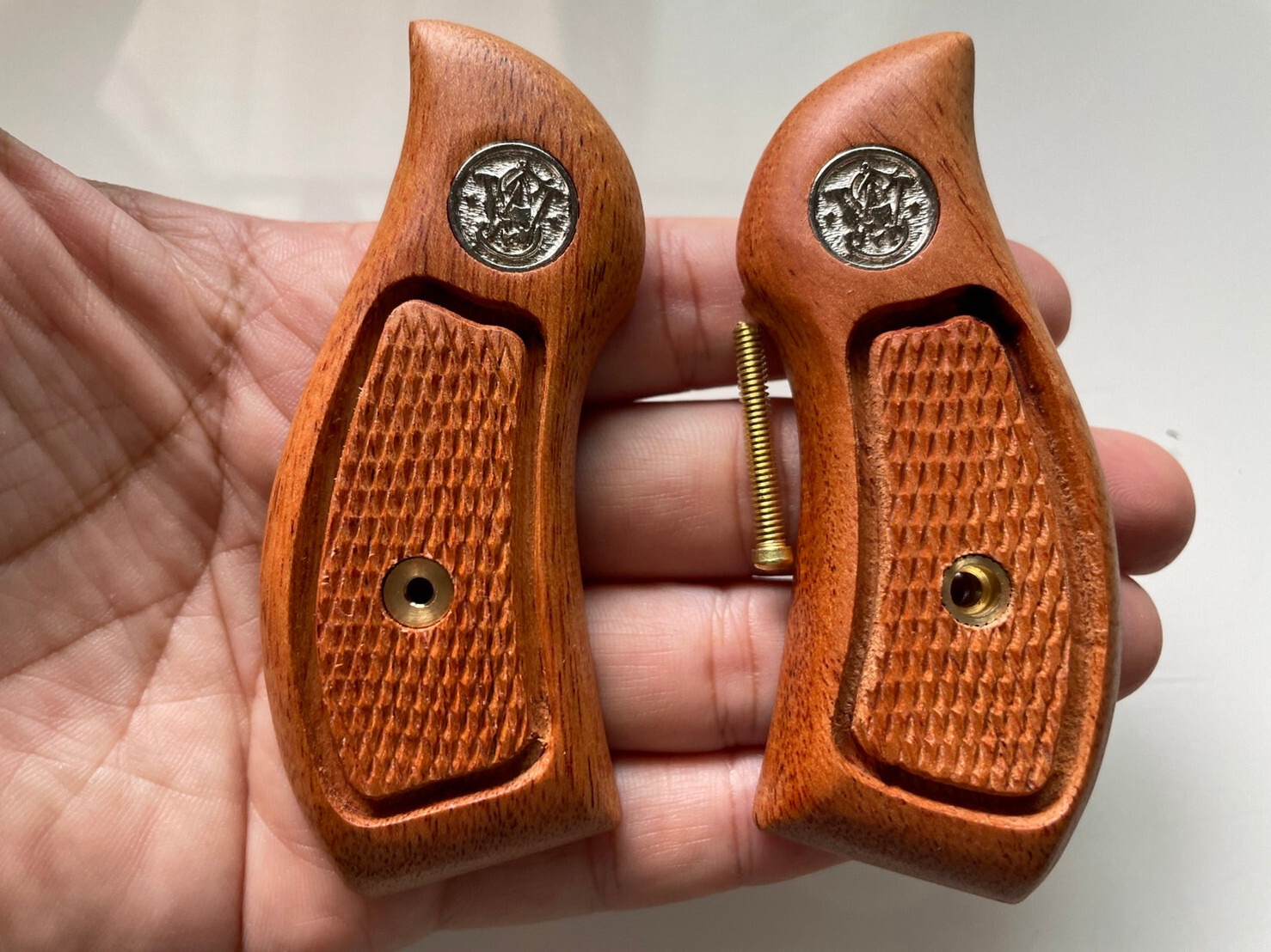New Wood Grip for S&W J, BODYGUARD, ROUND BUTT, M60, Panel grip#04