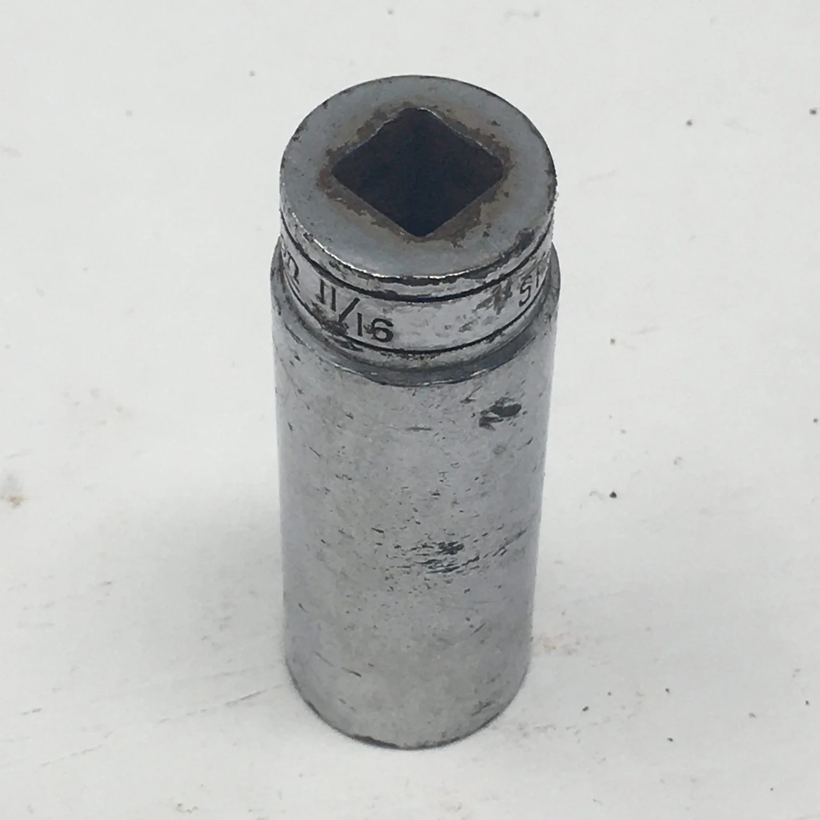 Snap On SF-221 11/16" 3/8" Drive Chrome Deep 12-Point Socket (Used)