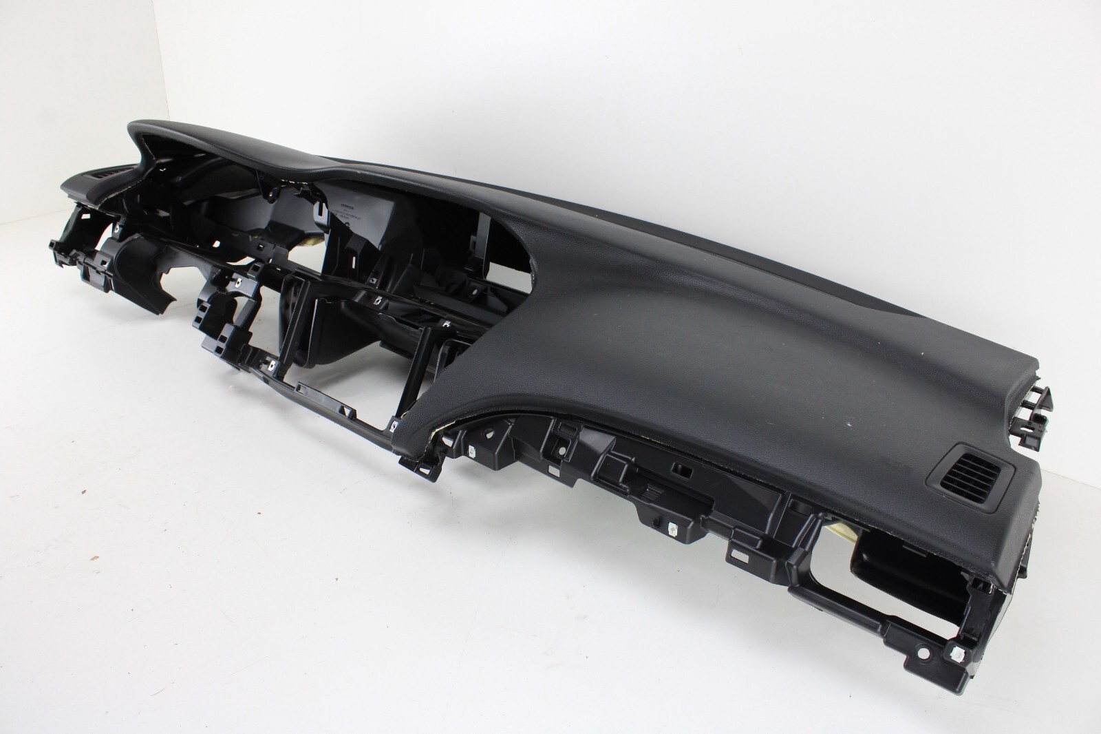 2016-2017 HONDA ACCORD INSTRUMENT PANEL DASHBOARD OEM *has scratches*