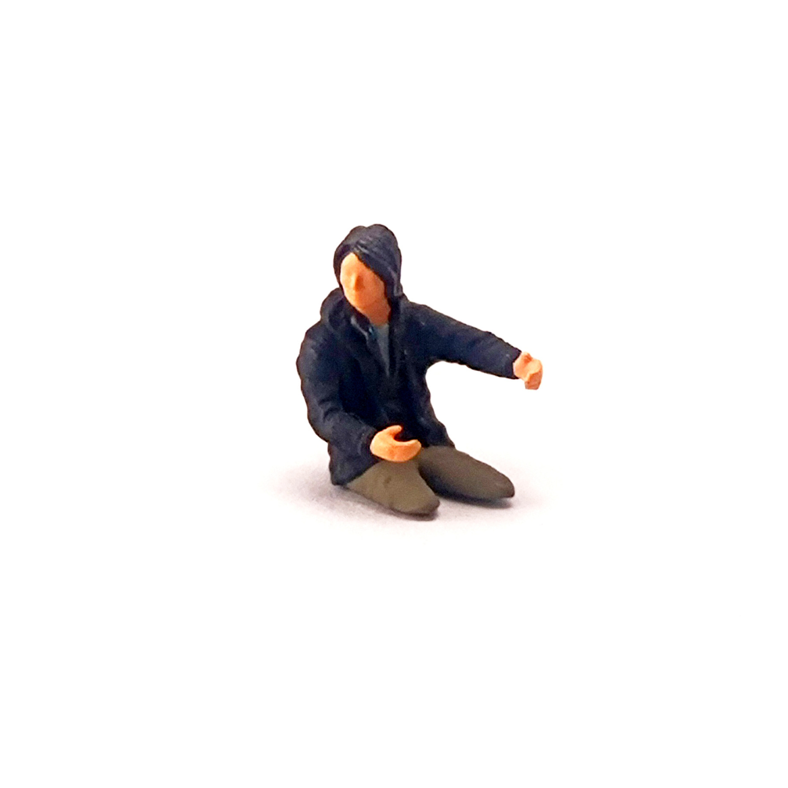 EY 1:64 Painted Figure Mini Model Miniature  Diorama Racing Driver Driving