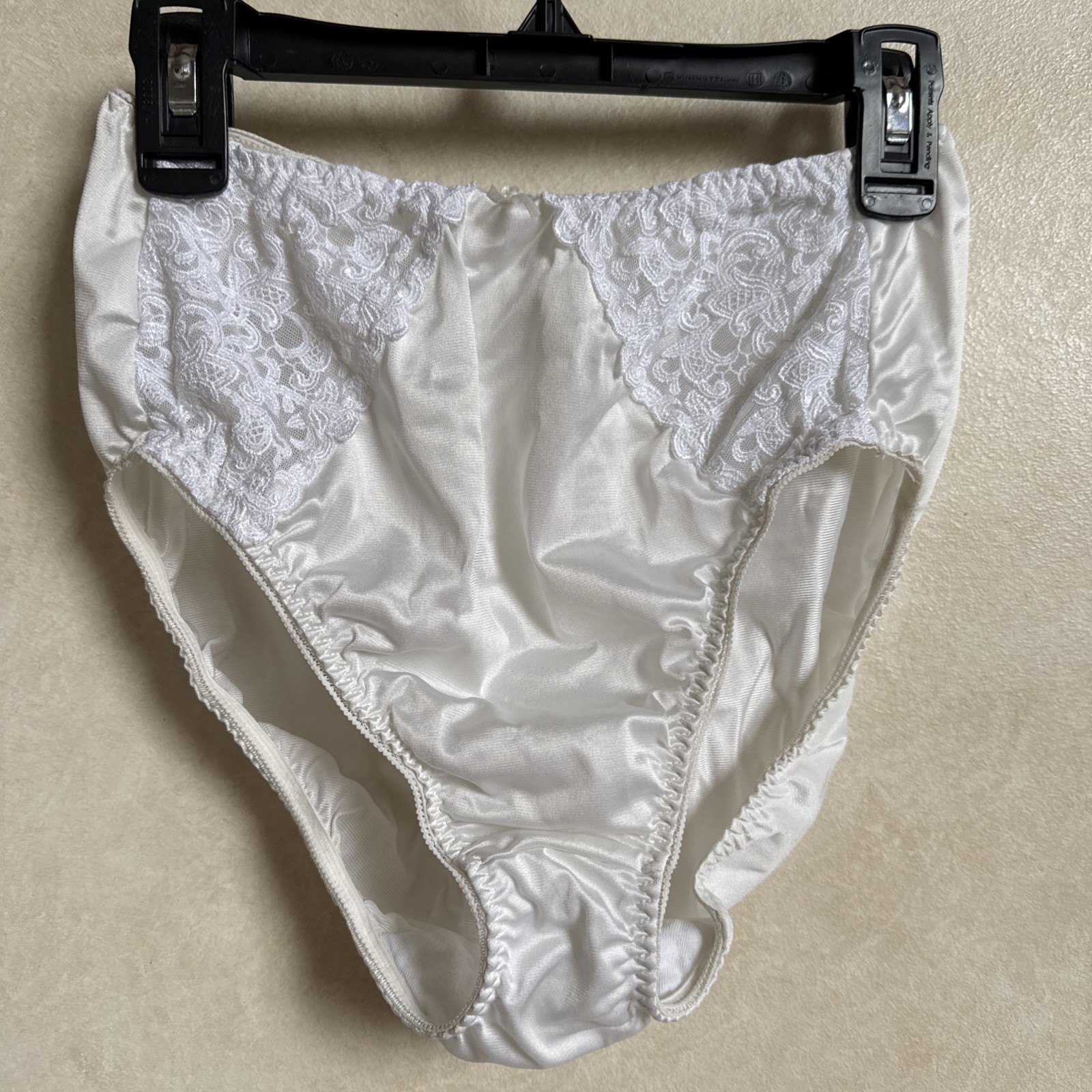VINTAGE WACOAL 84202  Lace Embroidered Satin High Brief Sz S Silky Panties