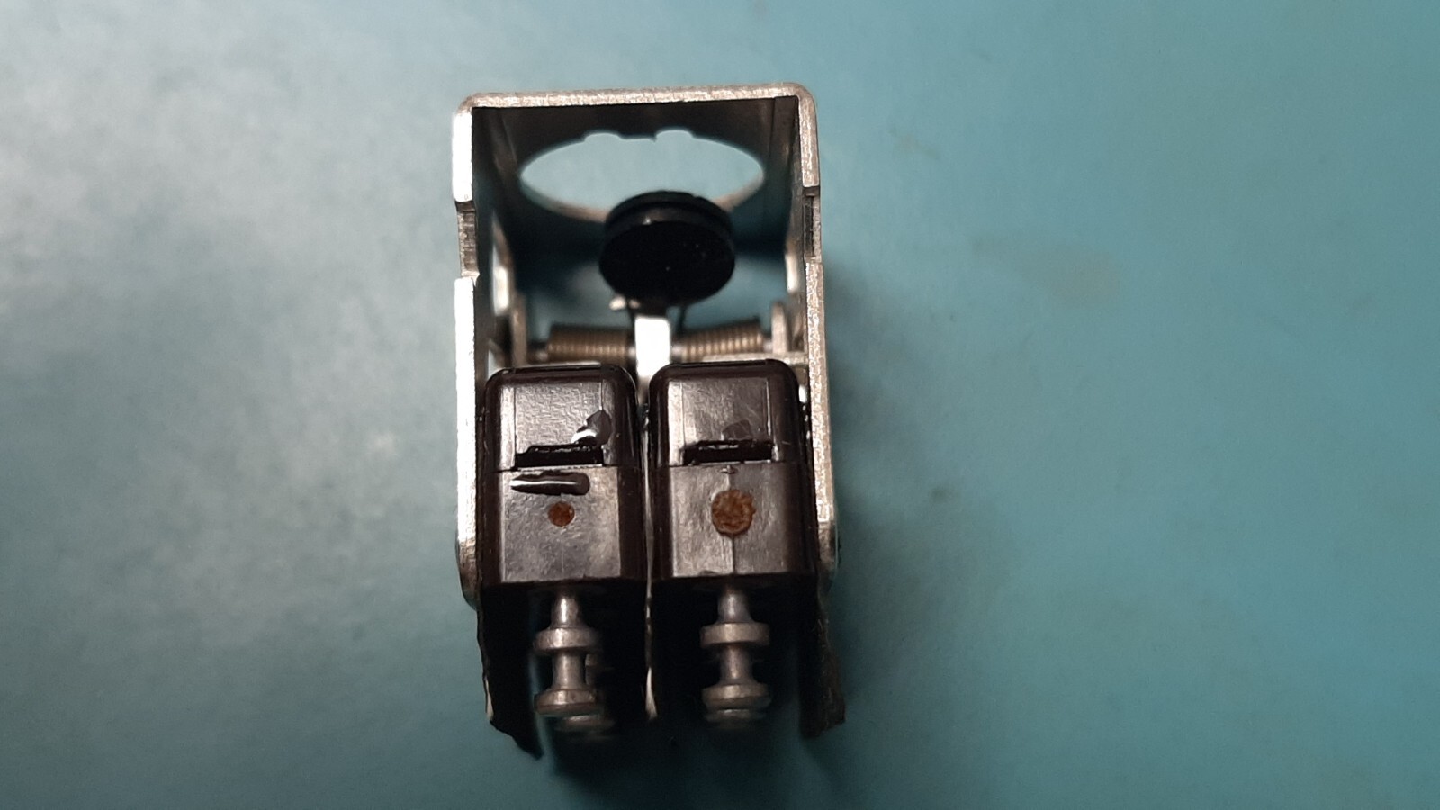 2D139 MICRO SWITCH / HONEYWELL / PUSH BUTTON SWITCH