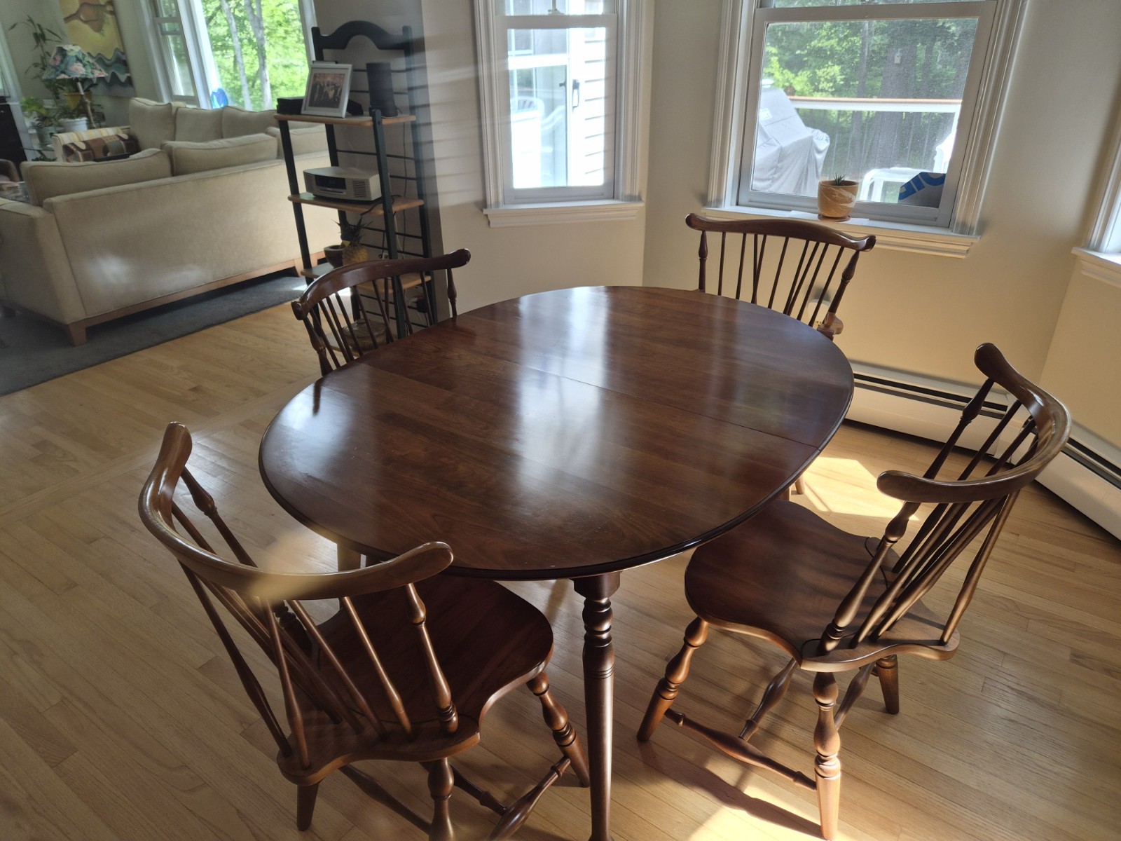 dining room table and 6 chairs