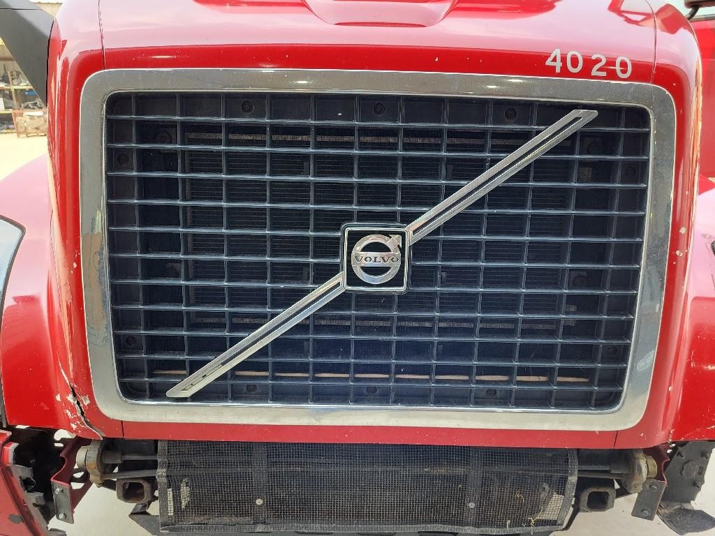 For 2015 VOLVO VNL 2003-2018 GRILLE N/A ,  MN