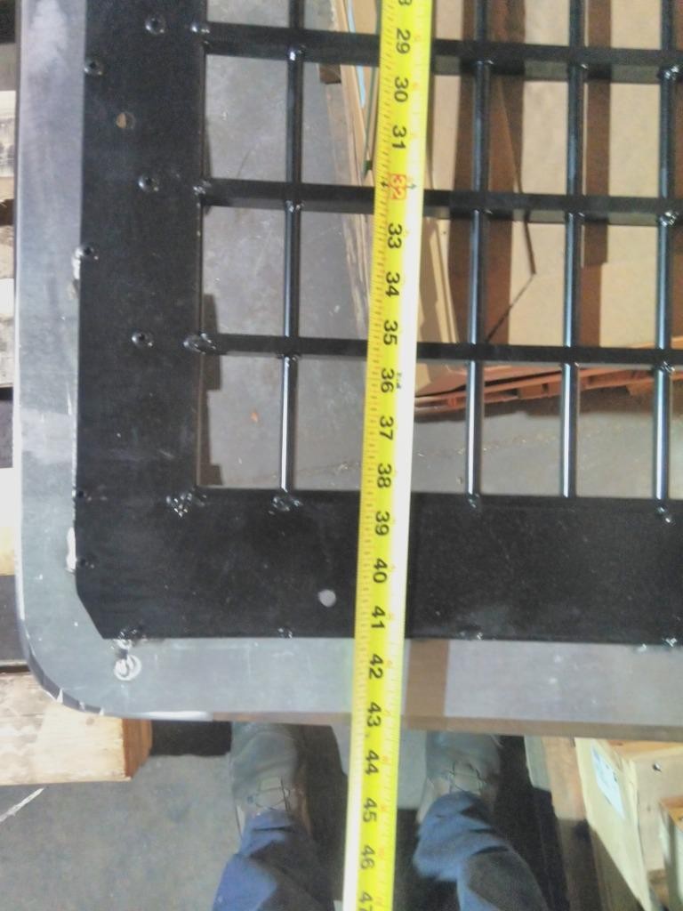 Volvo VNL Grille