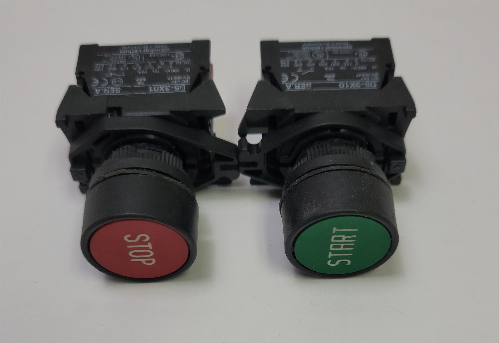 Lot of 2 Sprecher Schuh D5-3X10/3X01 Contact Block NO/NC + Start/Stop Pushbutton