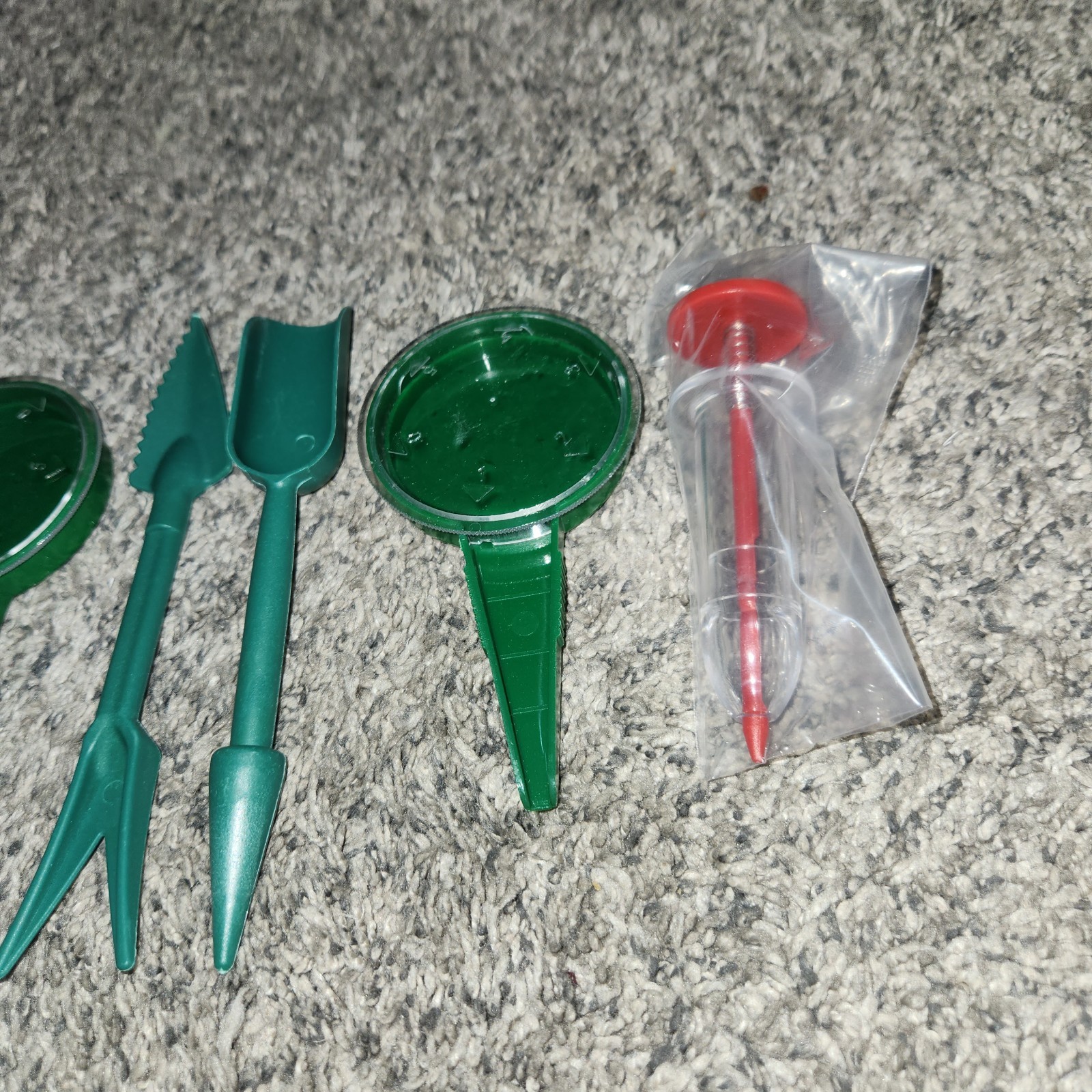 6Pc. Mini Sowing Seed Dispenser Planter Tool Kit for Gardening