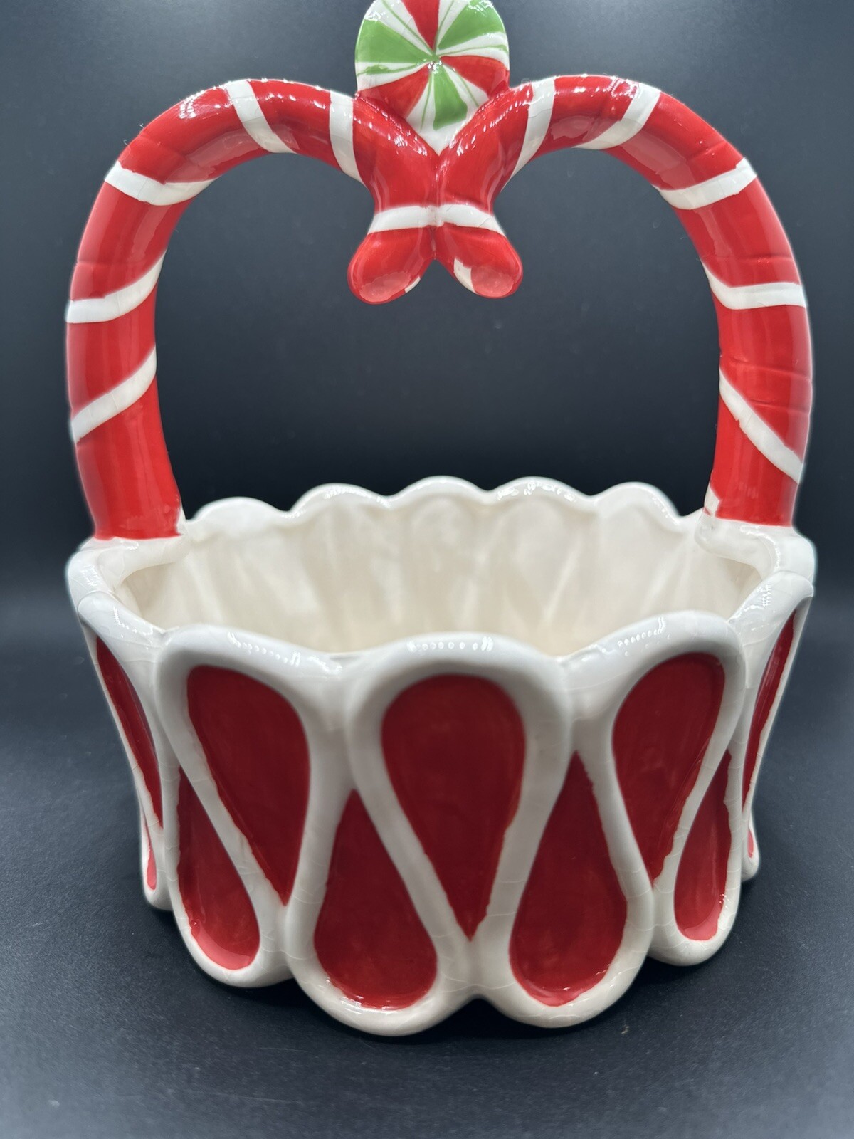 Ceramic Peppermint Basket
