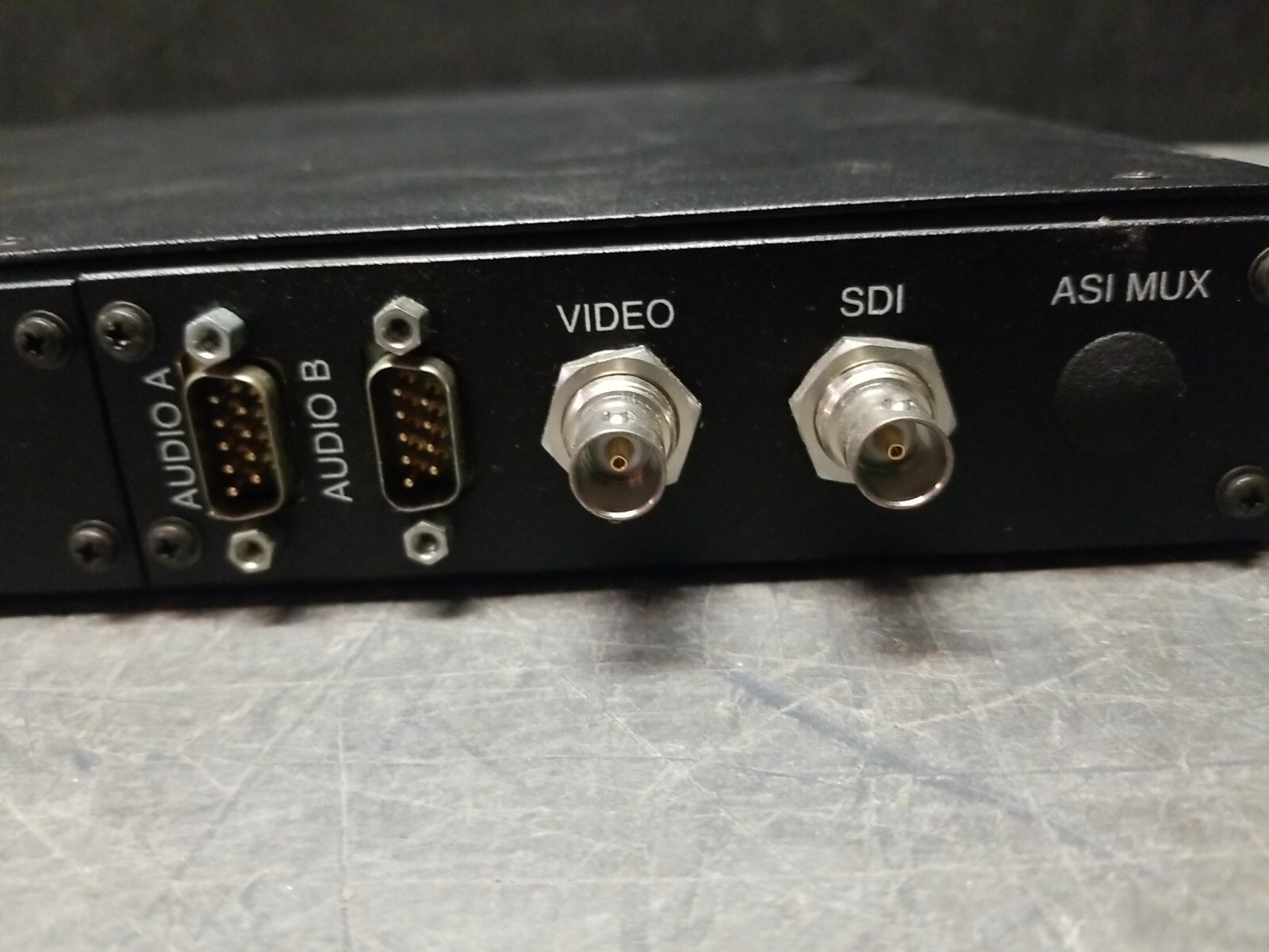 Integrated Receiver Decoder (IRD), Microwave Radio Communications DVC4000E