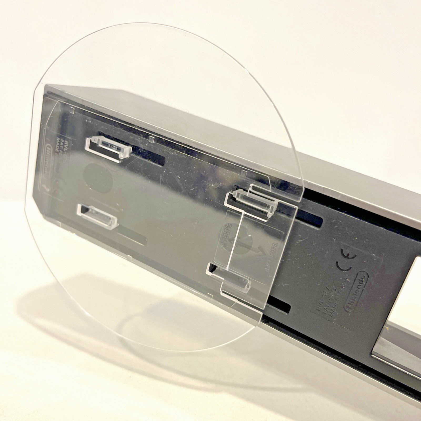 OFFICIAL NINTENDO WII SUPPORT STAND RVL-017 & CLEAR BASE RVL-019 BLACK CONSOLE ?