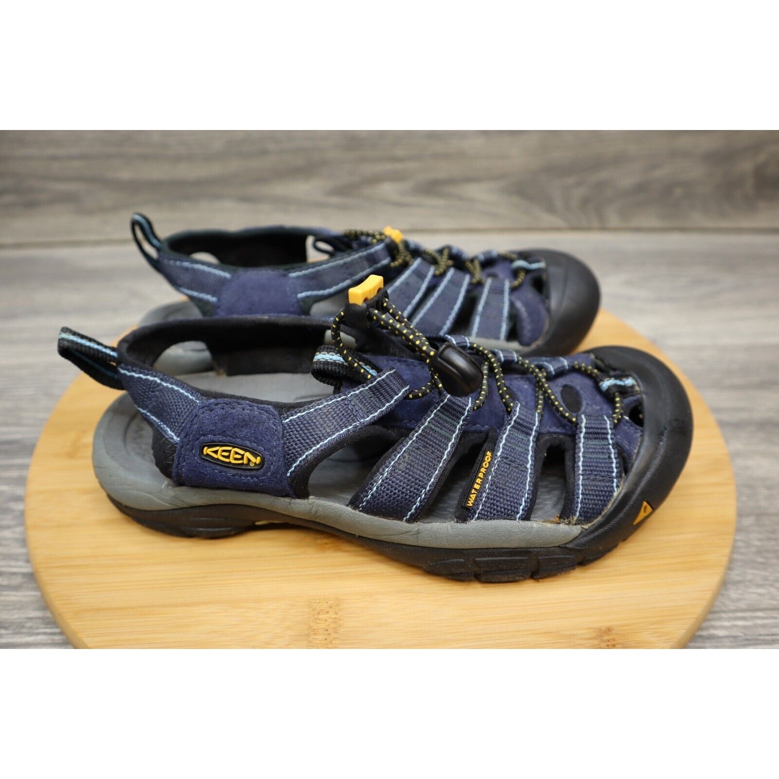Keen Sandals Mens 5.5 Blue Comfort Waterproof Slingback Slip On Casual Shoes