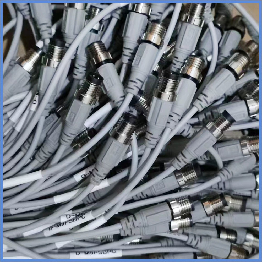New In Box D-M9PM D-M9PMAPC D-M9PMDPC D-M9PSAPC D-M9PSBPC D-M9PSDPC SMC switch